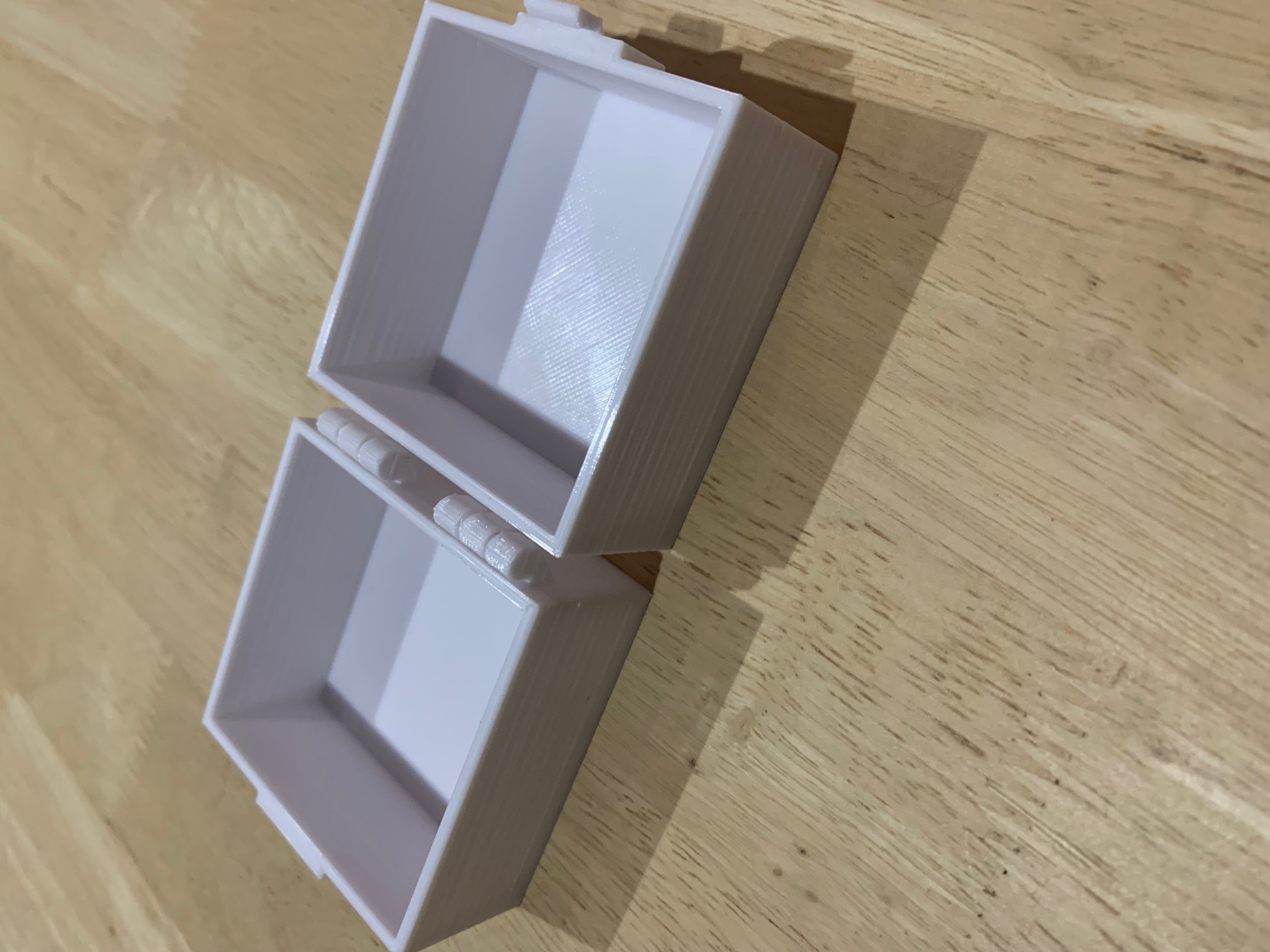 Small Box with Hinge and Snap Fit Clip
