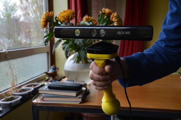 Kinect Holder and Handgrip | 3d print model
