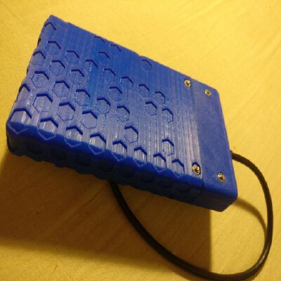 Heavy Honeycomb 2.5" HDD_SSD enclosure | 3d print model