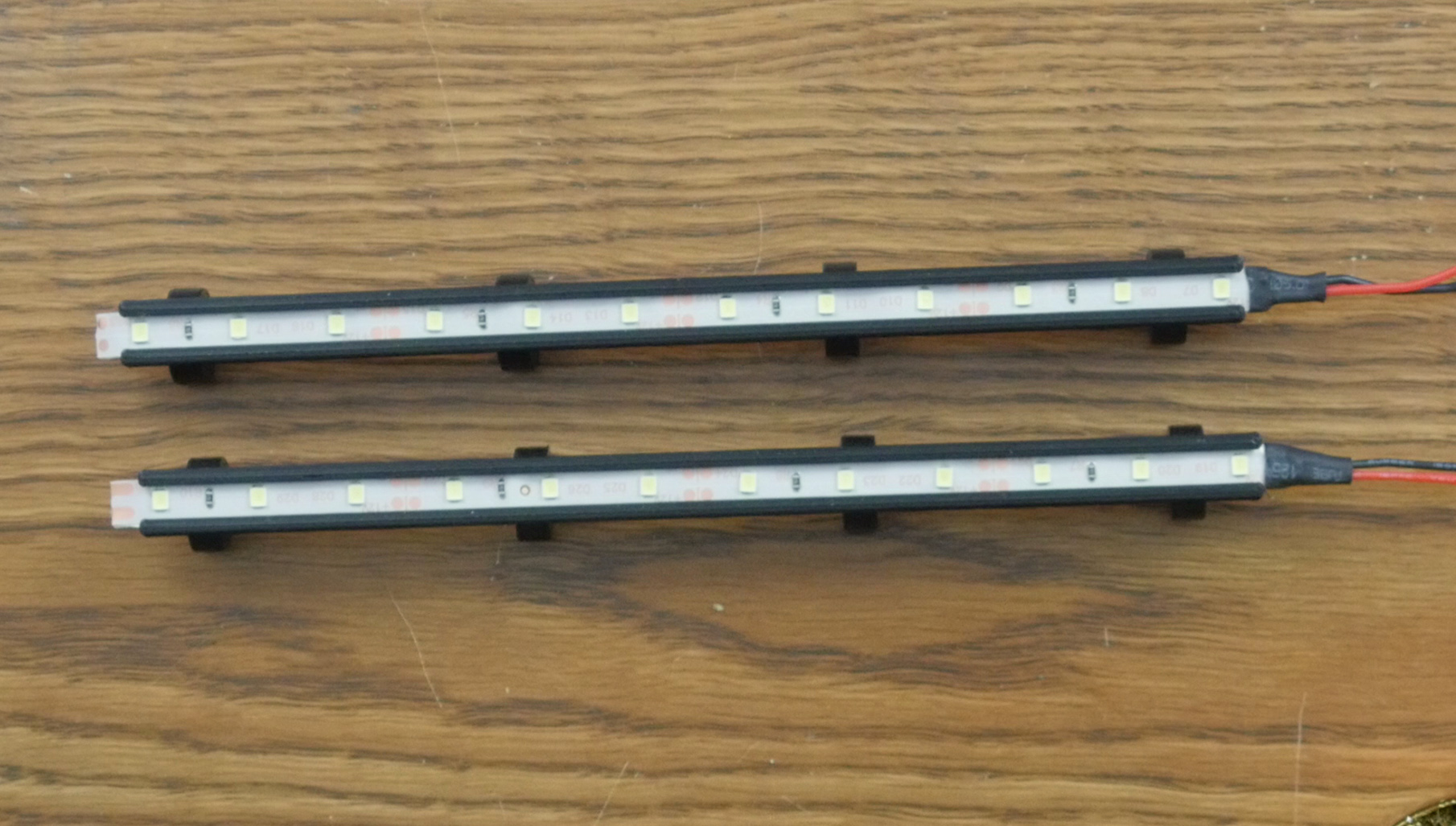 3D Printer lighting mount for 8mm rods (Monoprice Maker Select Z-axis brace rods)
