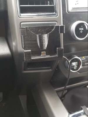 Ford Expedition phone mount | 3d print model