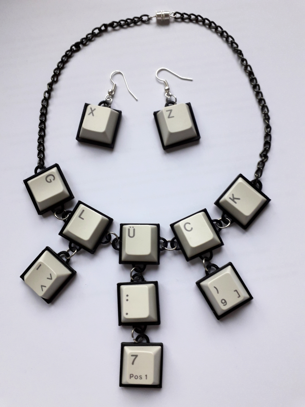 Keyboard Jewellery - Tastaturschmuck
