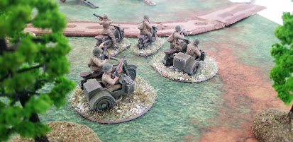 28mm WW2 motorcycle and motorcycle with sidecar