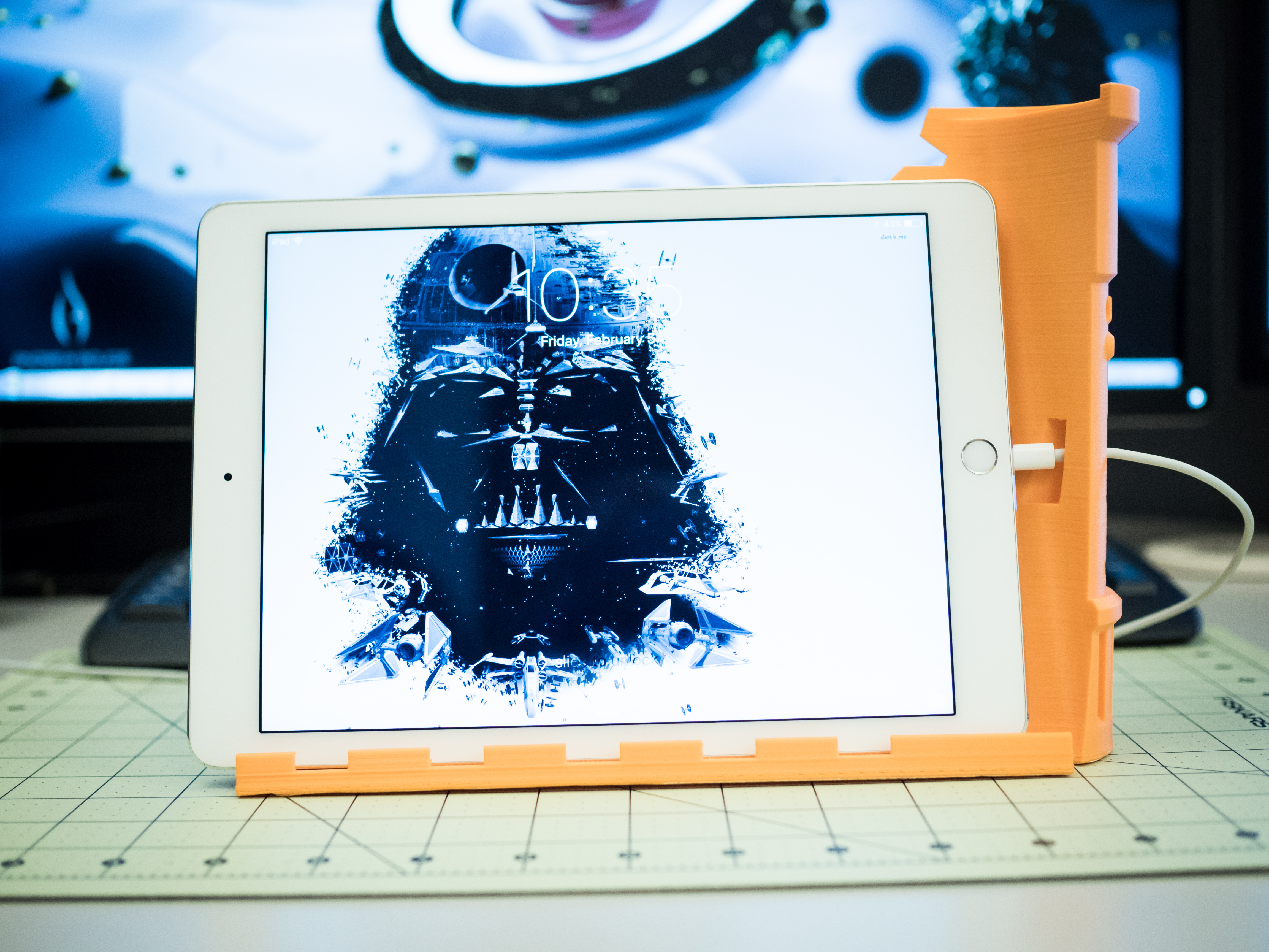 Lightsaber Universal Tablet and Phone Stand w_ Sound Deflector
