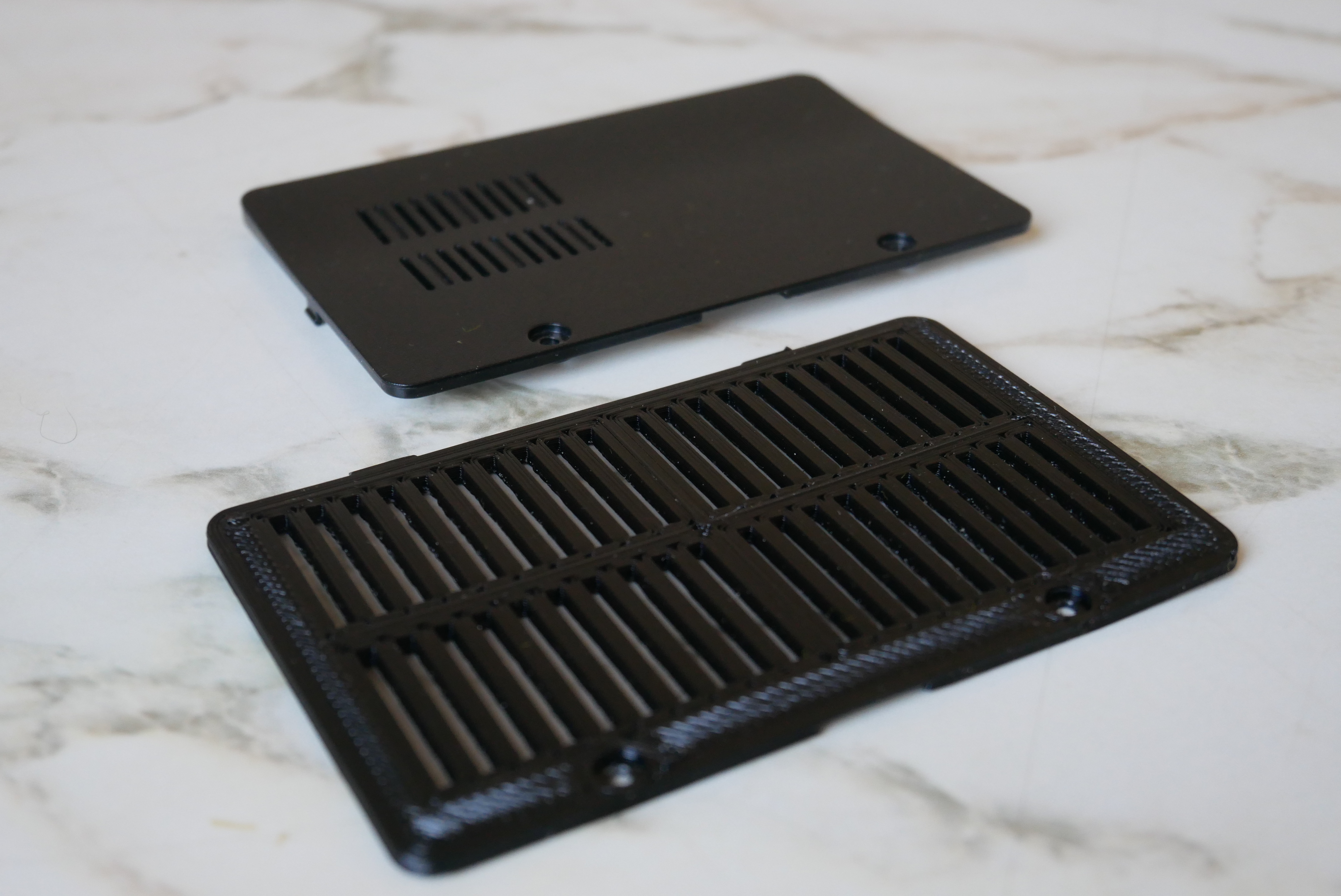 Laptop stand and improved air intake (Asus N82J)