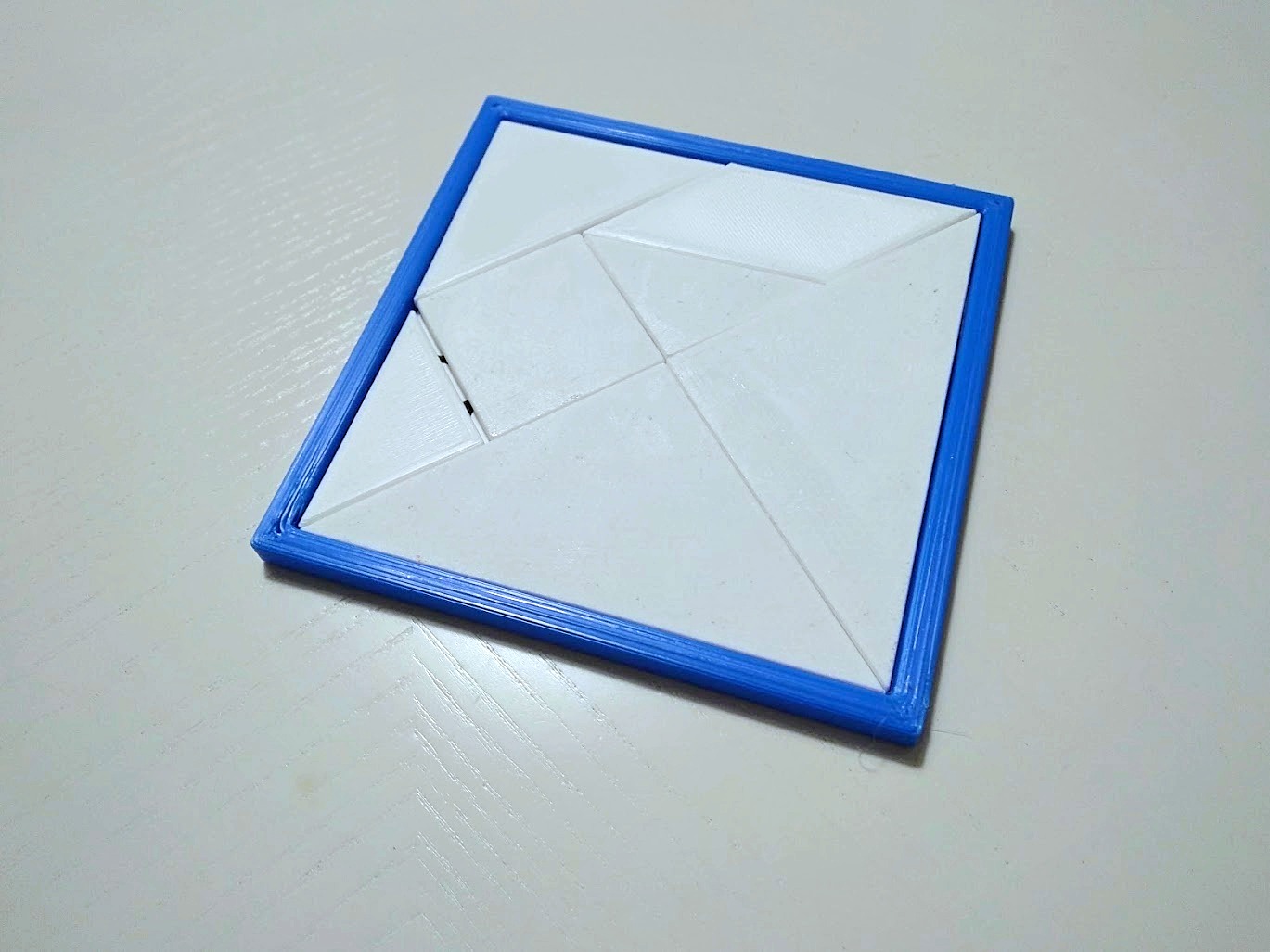 Yet another Tangram