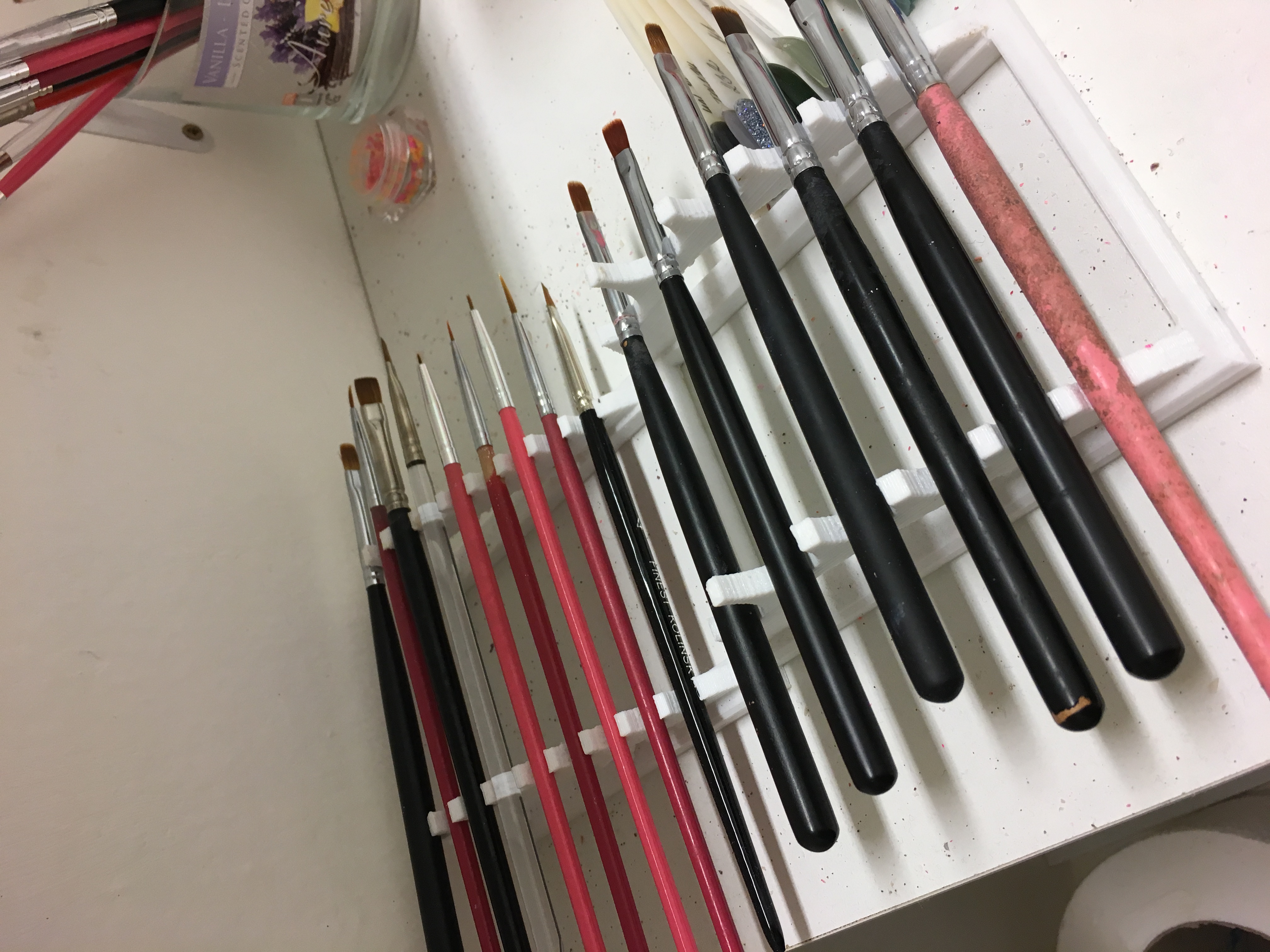 Brush stand