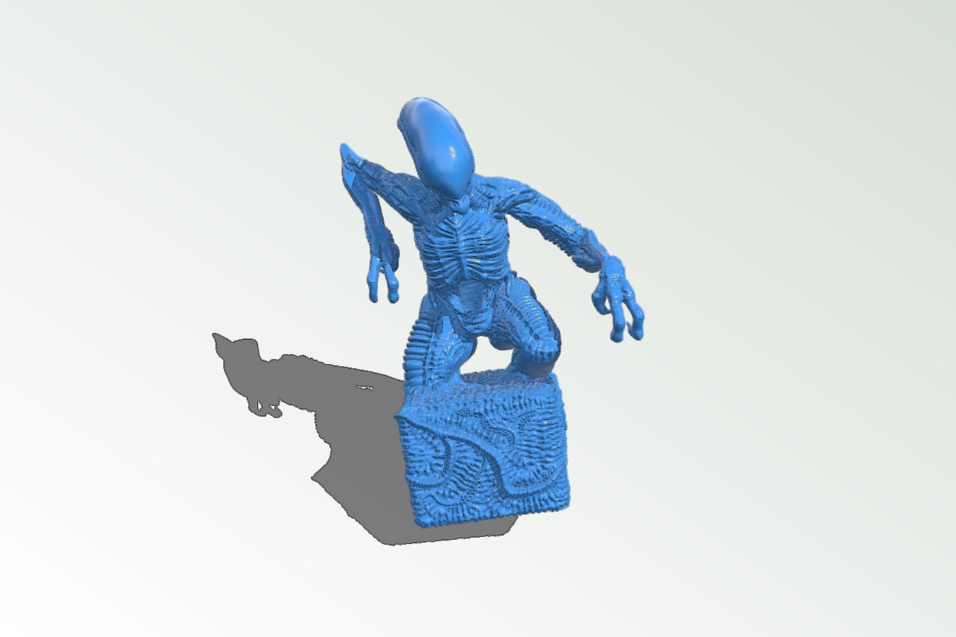 Alien statuette