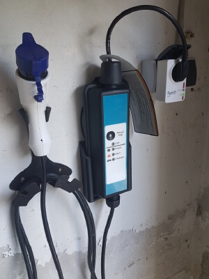 Wallmounts for Mitsubishi Outlander PHEV Charger and Cable | 3d print model