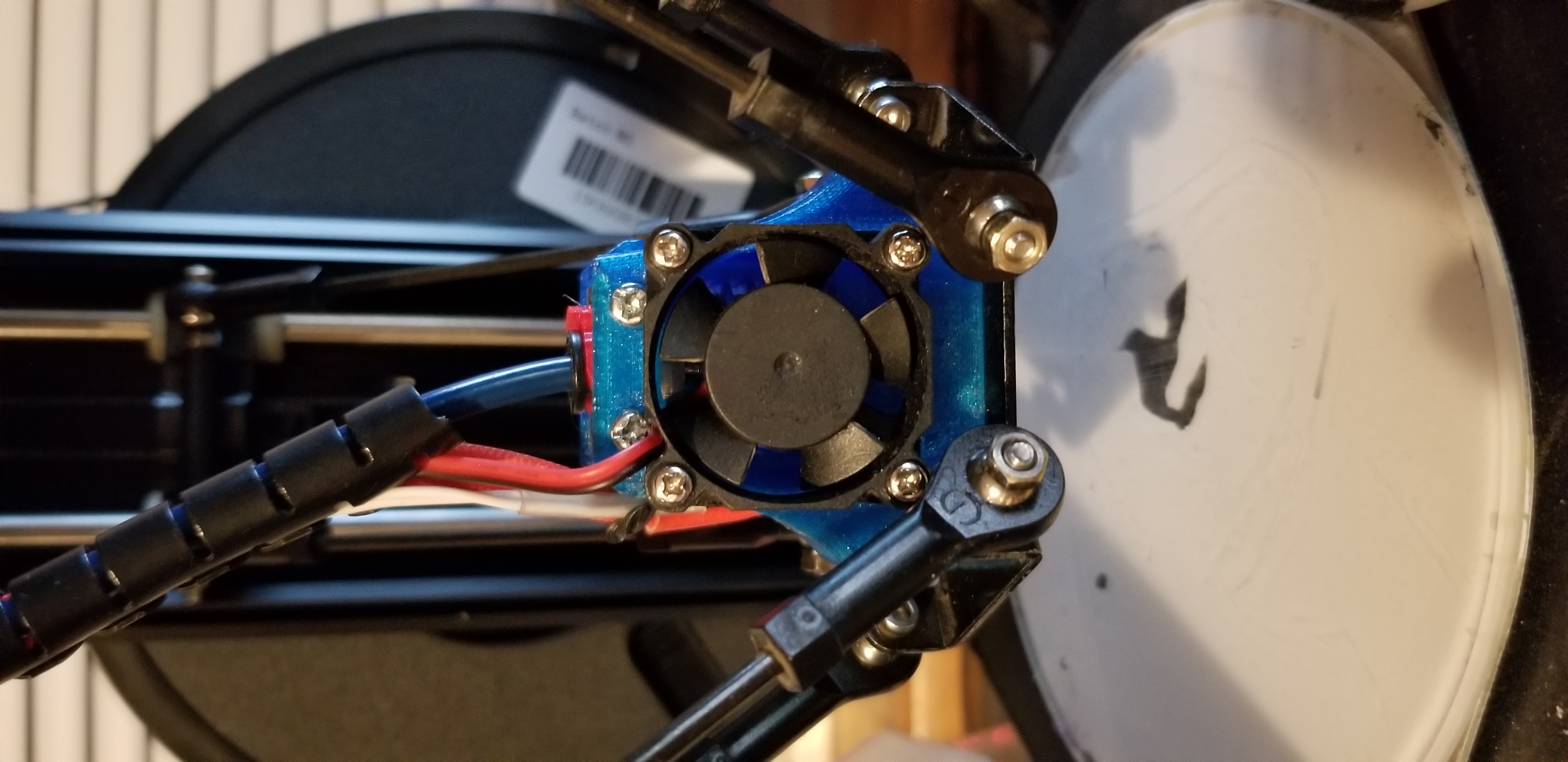 b26e4196-8d08-40ab-bb64-e00084f84ce9