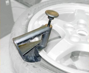 Tire Depressor helps to change tire