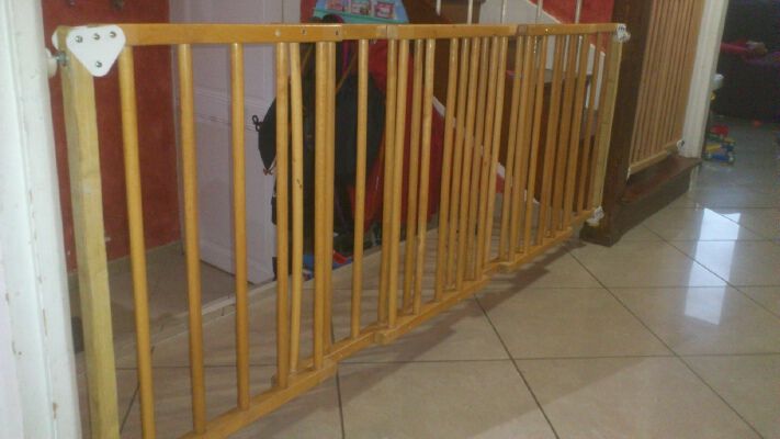 mécanisme barrière de sécurité escalier .stair safety gate mechanism | 3d print model