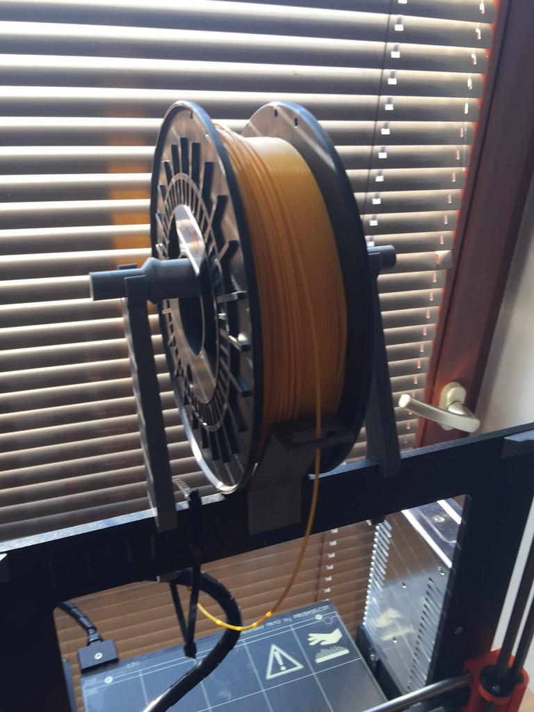 Another Prusa Mk2 spool holder and filament guide