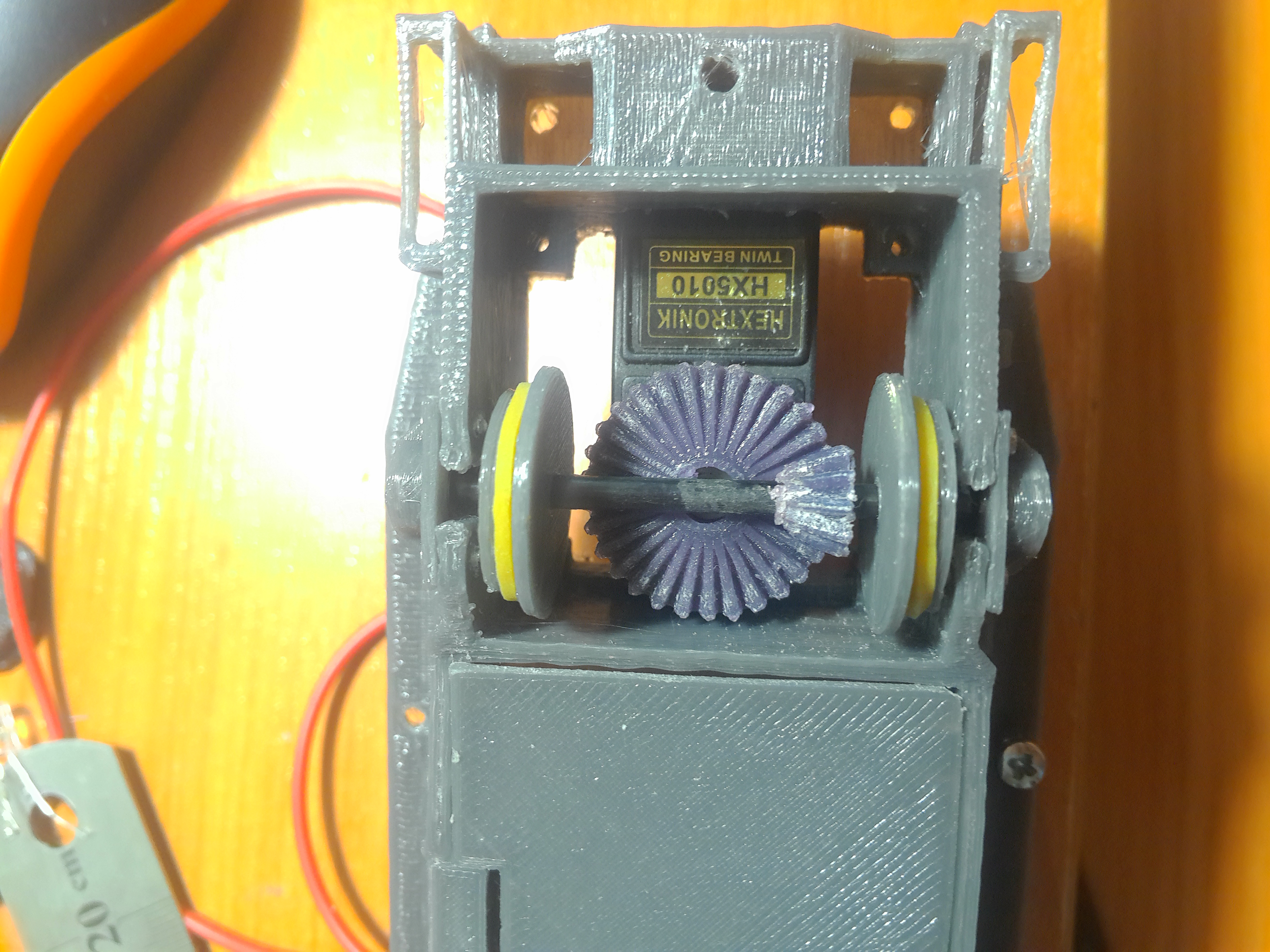 Drive and slave gears for Z70 Locomotive