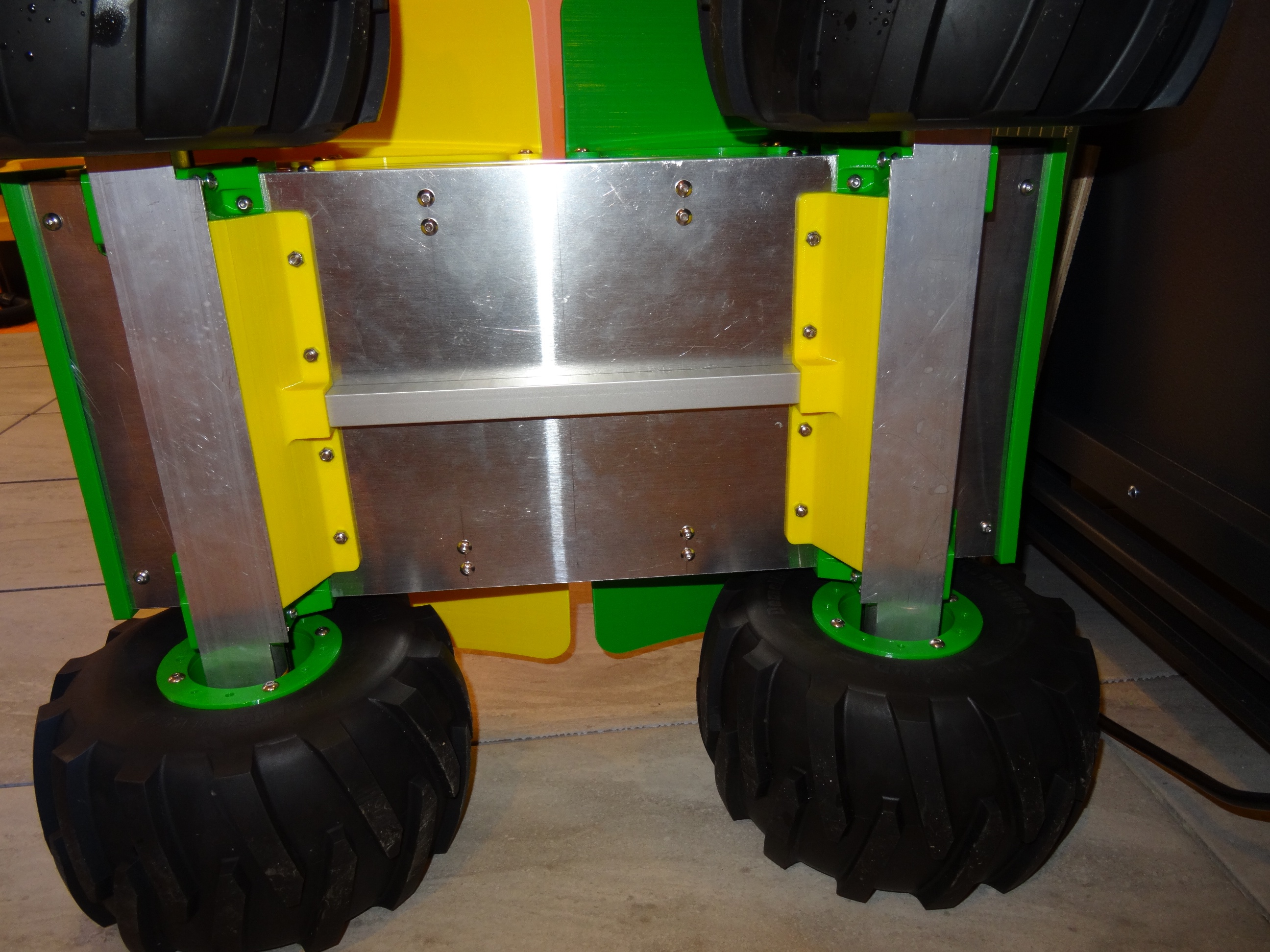 evil-rover03 BaneBots P60 Gear Box RC4WD Demolisher