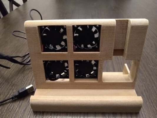 Simple Steam Deck Dock with Active Cooling | 3d print model