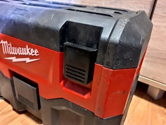 Latch for Milwaukee M18VC2 Vacuum Cleaner | 3d print model