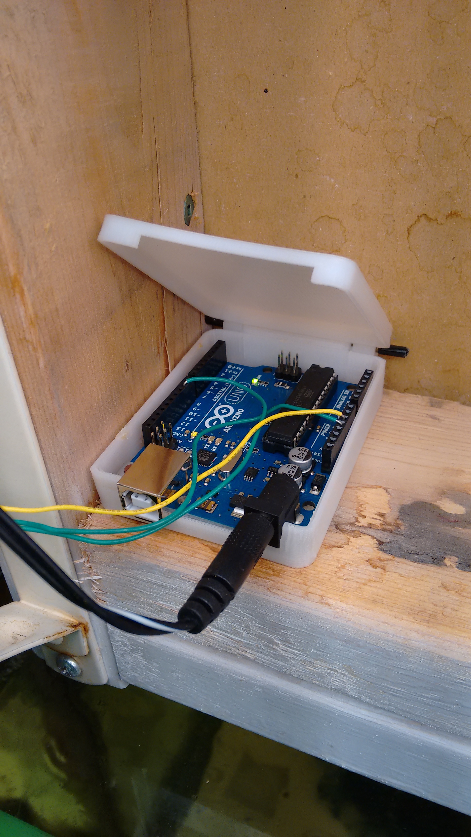 Automatic Turtle_Fish Feeder Version 4