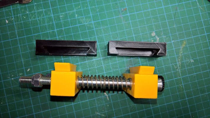 soldering vise - third hand | 3d print model