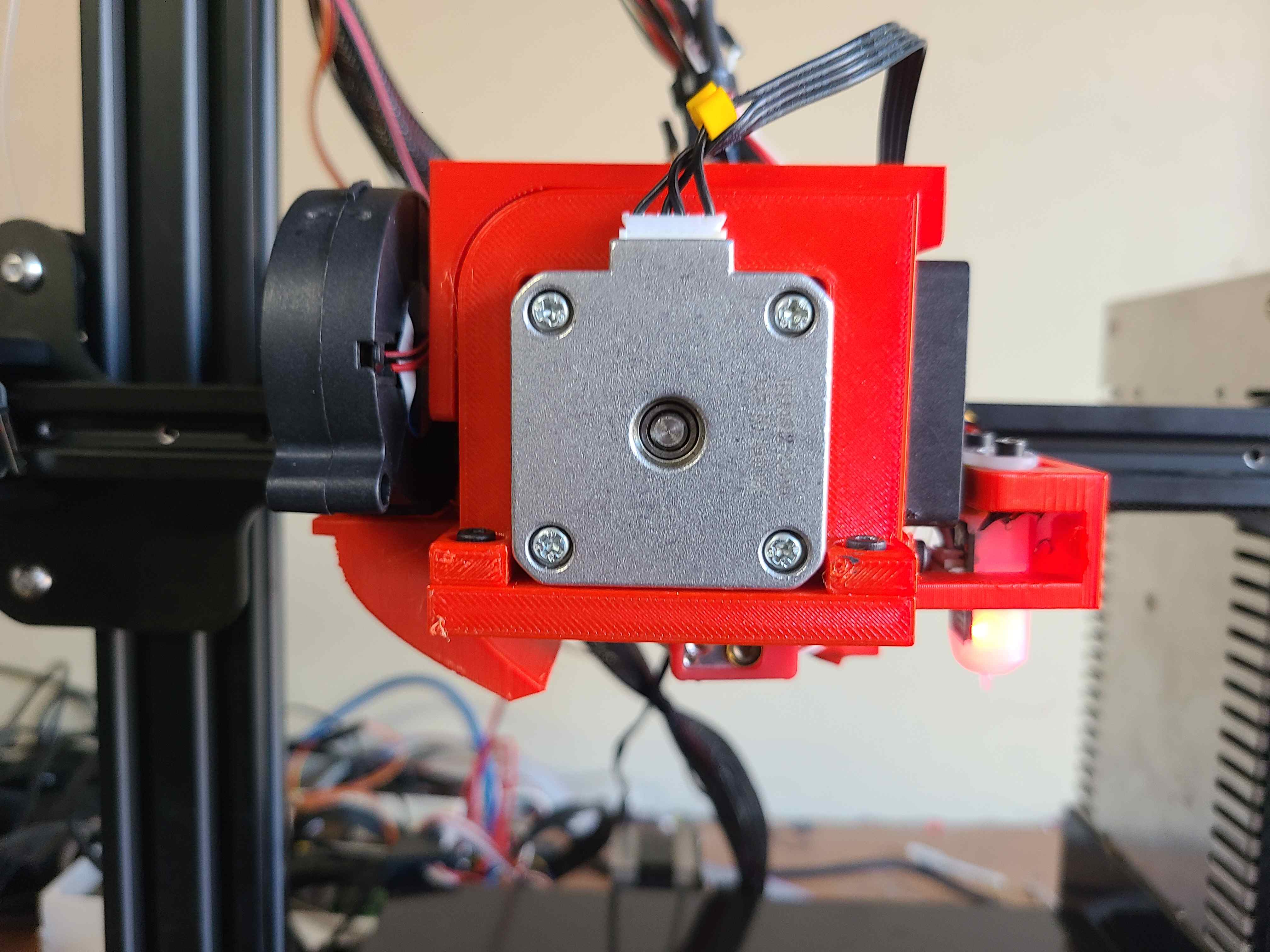 Single-Flexion Mount for Creality CR-10, Ender 3, etc.