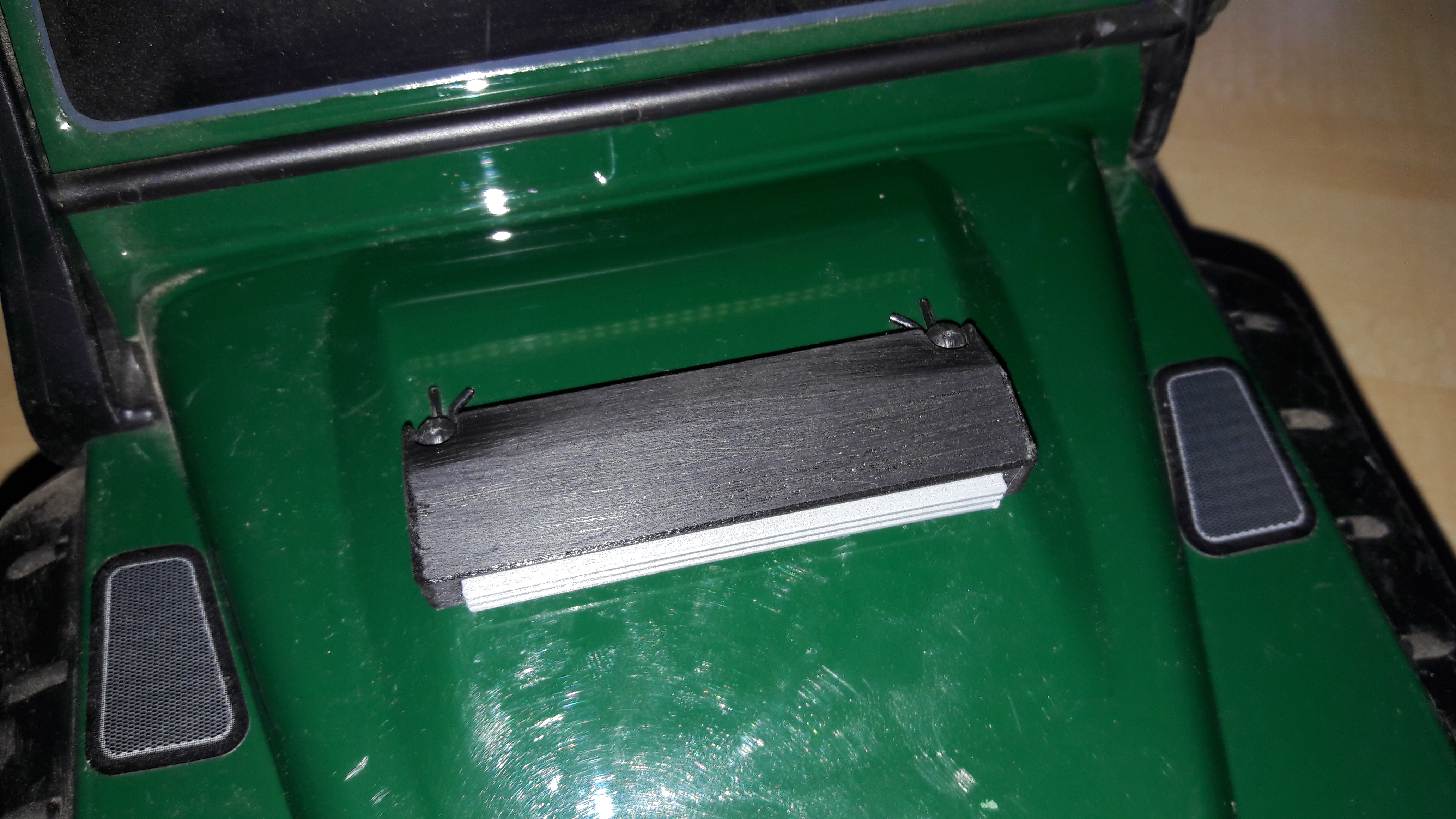 TRX4 Defender Karo Clips vorn