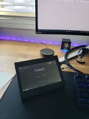 7 Inch Display Touchscreen Frame | 3d print model