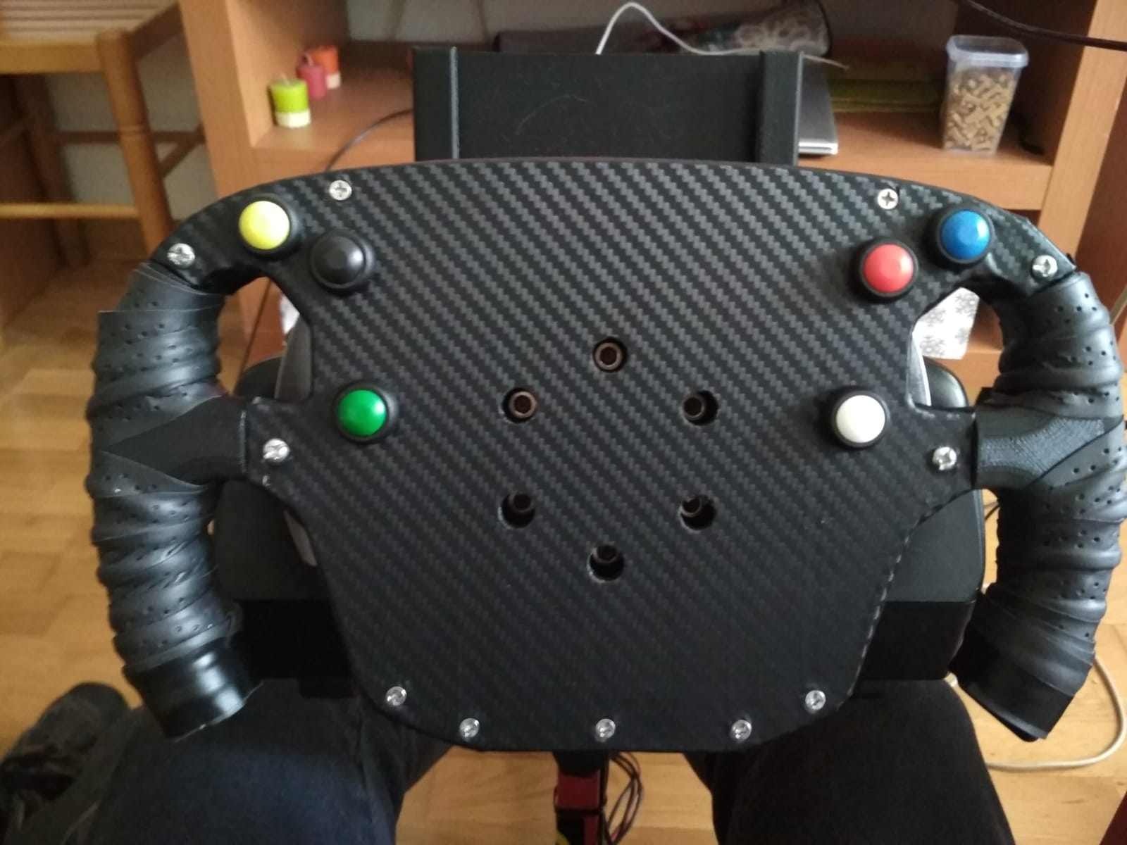 F1 wheel G27 (no need adapter)