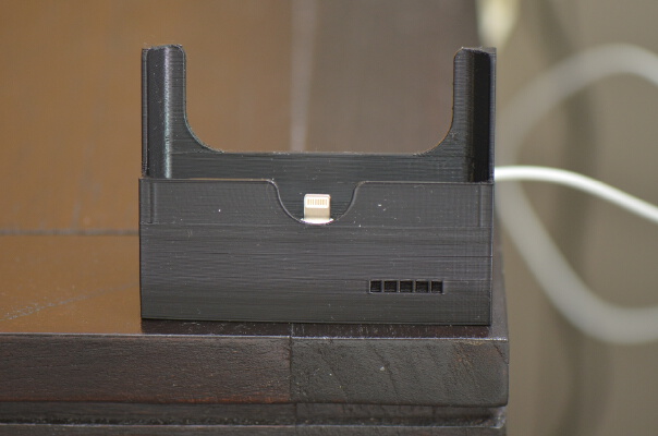 iPhone 6 Plus Dock for Q Card Case by CM4 | 3d print model