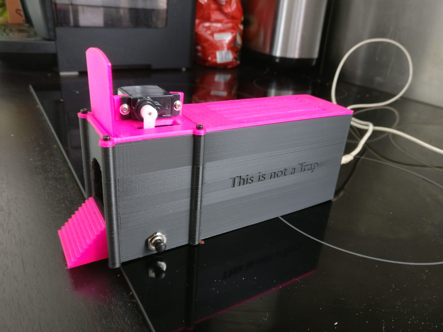 IoTrap ESP8266 non lethal mouse trap with Telegram Bot