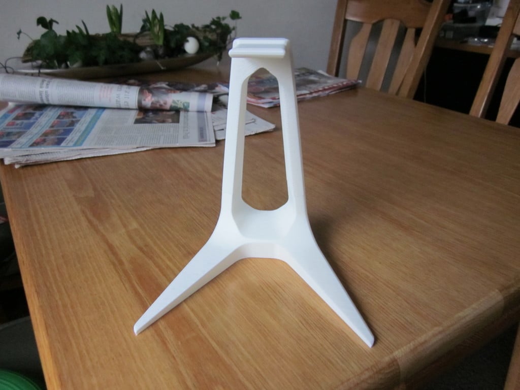 Headphone stand