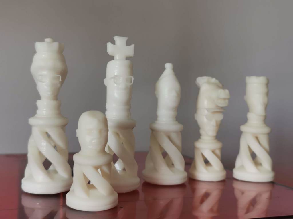 King of the Hill chess set
