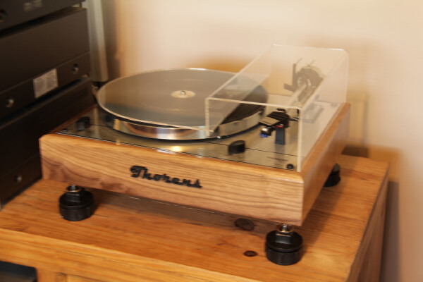 Thorens Logo (Can be scaled to size) 4mm thick | 3d print model
