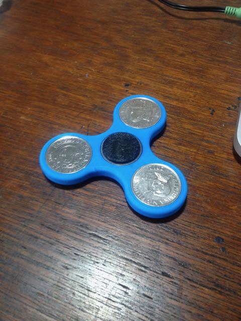 Coin Fidget Spinner (Philippine 1 Peso coins)