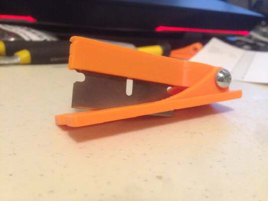 Razor Blade Score Cutting Tool | 3d print model