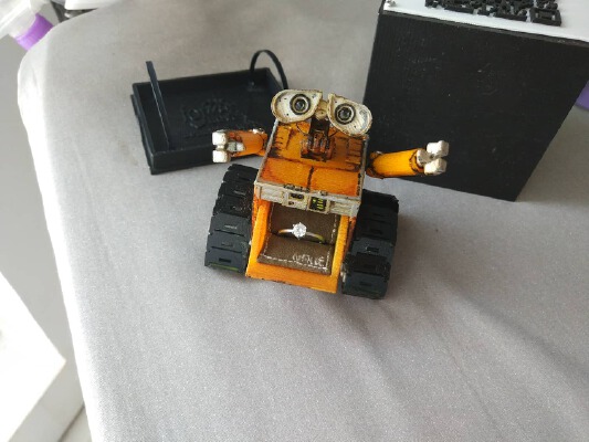 3d printing Wall.e diamond ring box | 3d print model