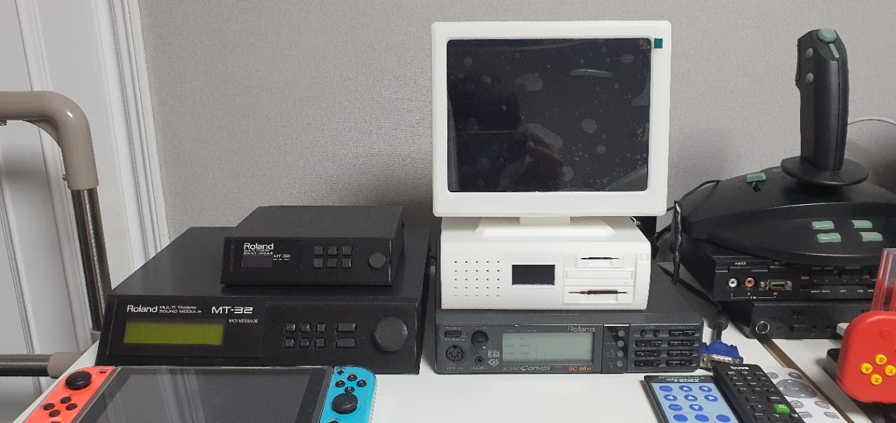 MT32-PI CASE