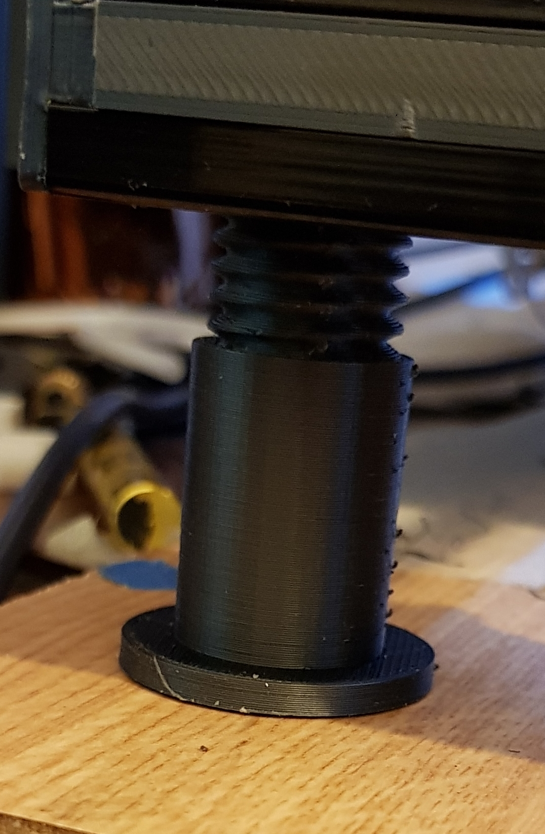 Adjustable 2020 feet