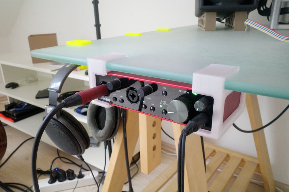 Bracket for 3rd gen Focusrite Scarlett