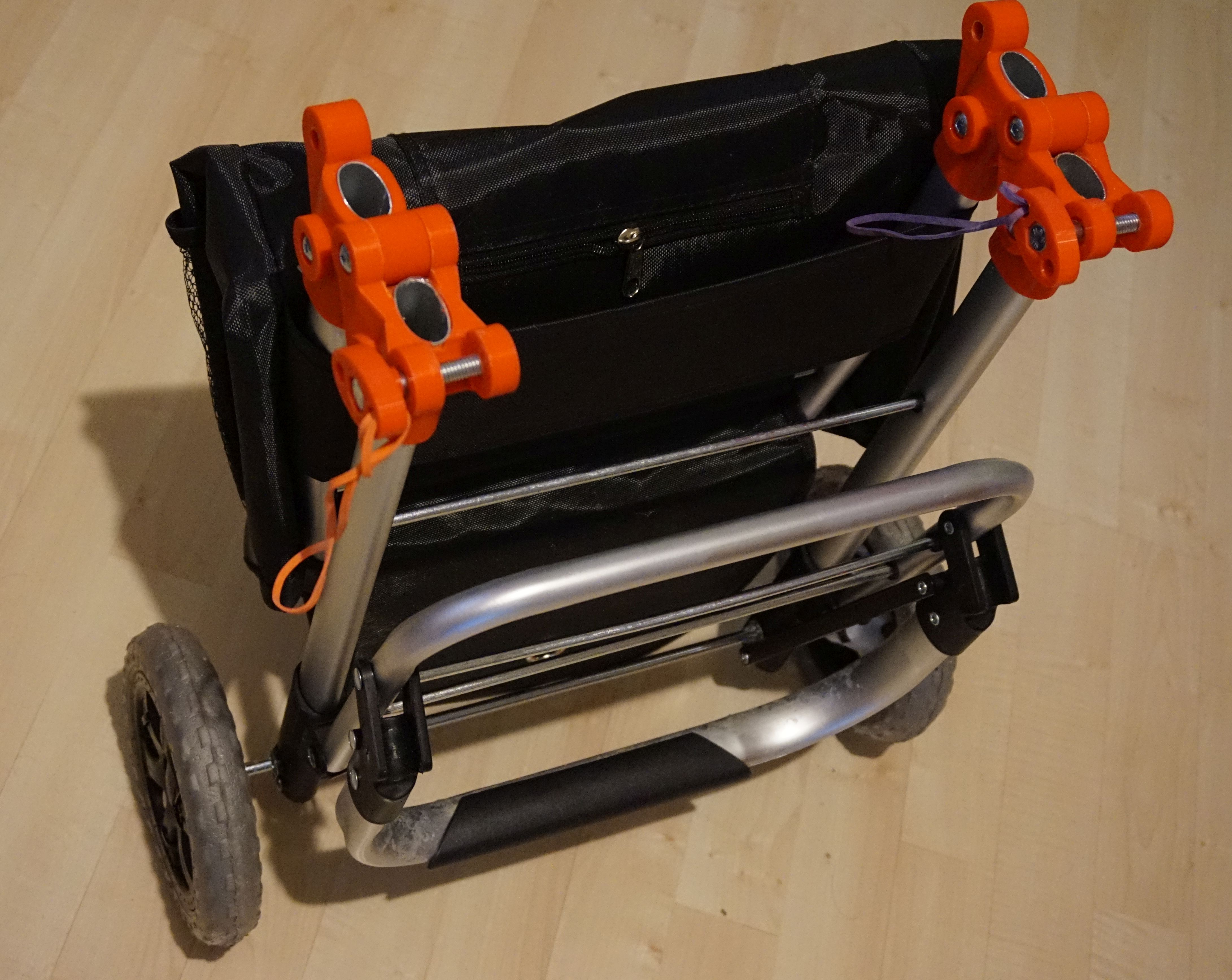 Joint to make cart fold in half