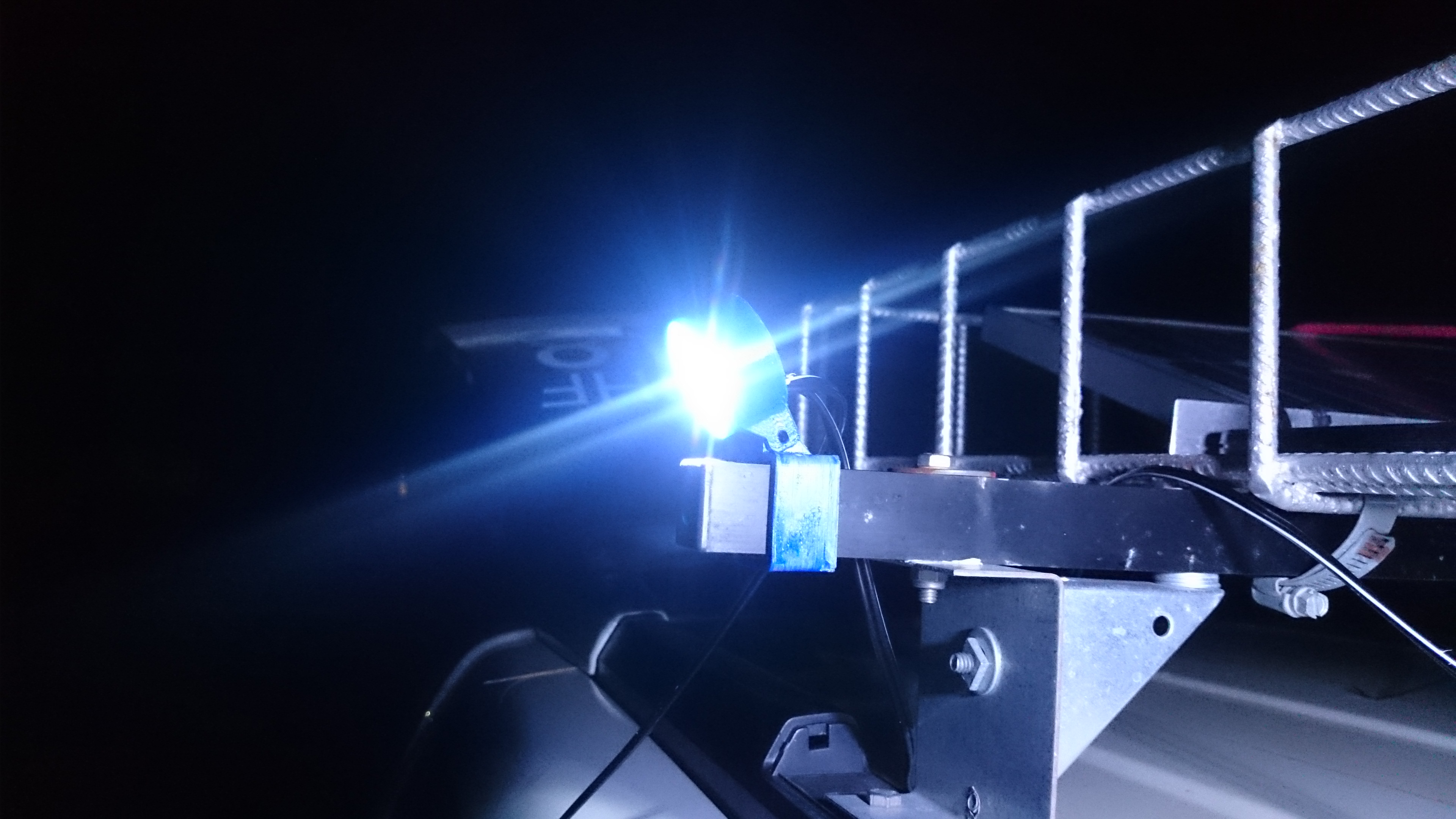 12V LED fitting for 25mm Aluminium Box Tube - for 30mm LED arrays.