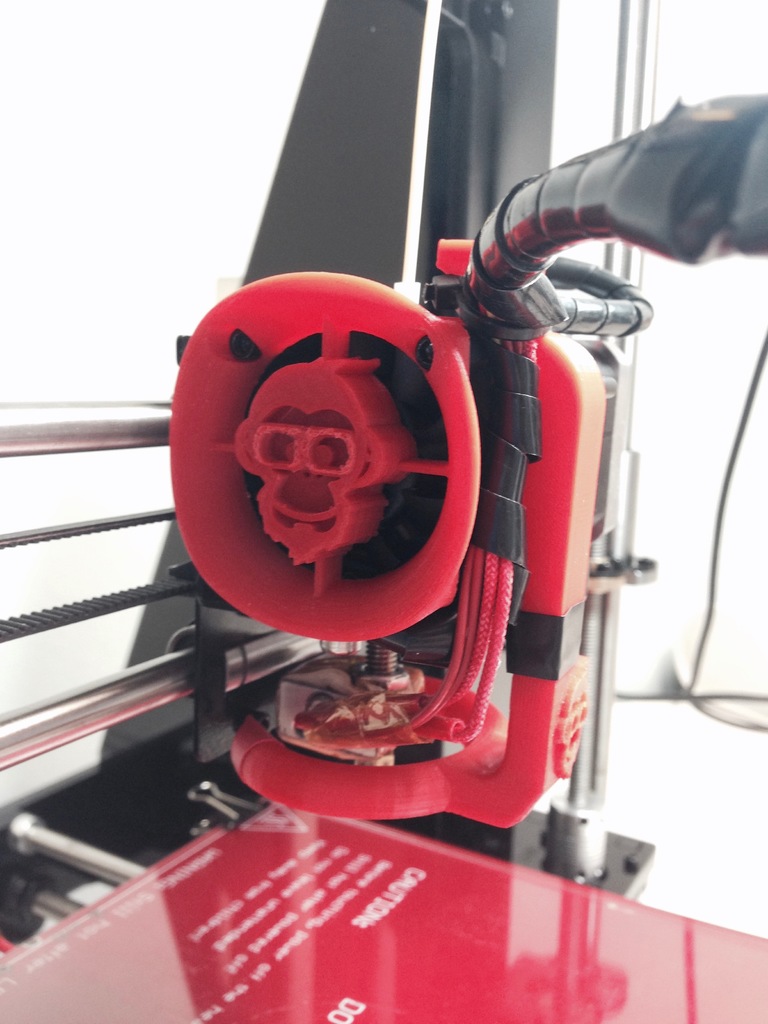 Geeetech Prusa i3 Mk8 Fan Cooler Mount by 3D Monkey(s) Lab.