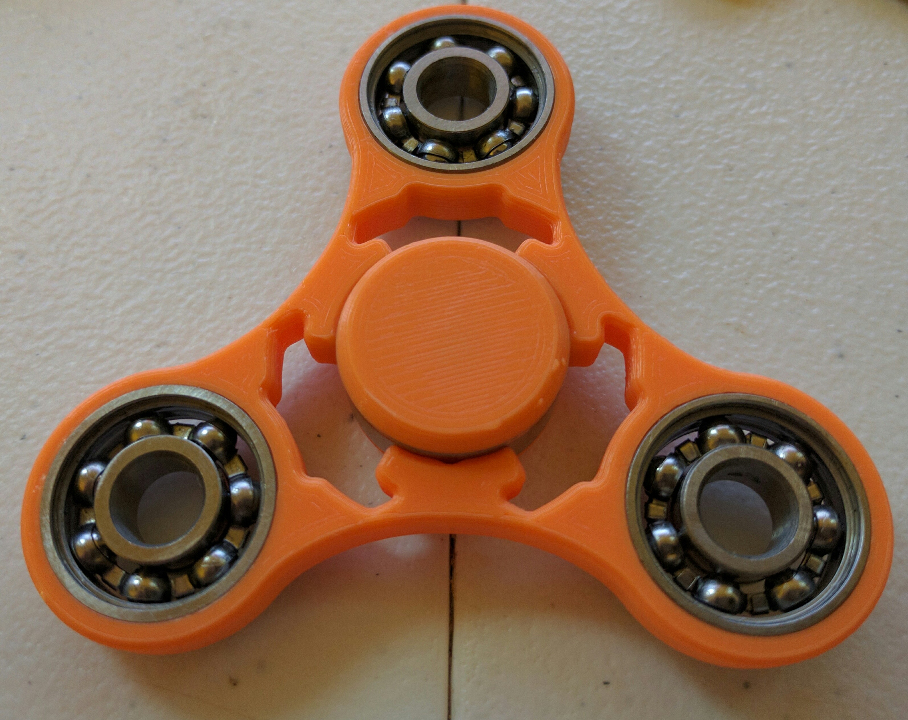 Trifecta Center Float Spinner
