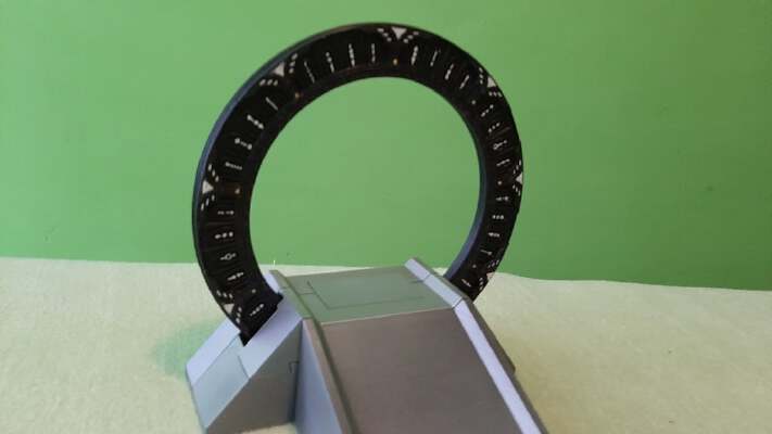 Stargate SGU in an offworld pedestal | 3d print model