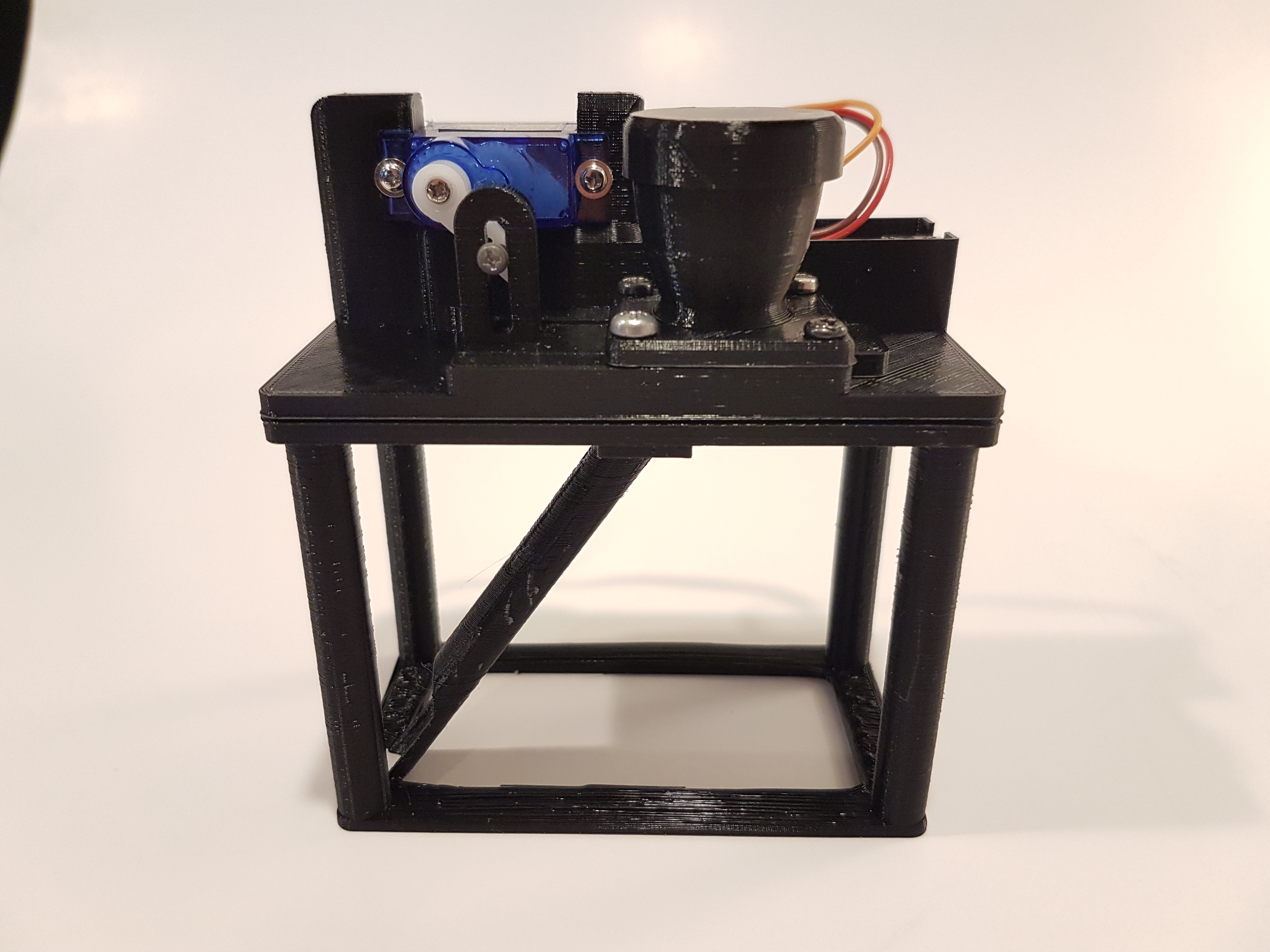 Automatic Fish Feeder Remixed