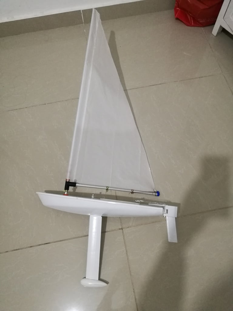 RC laser dinghy sail boat