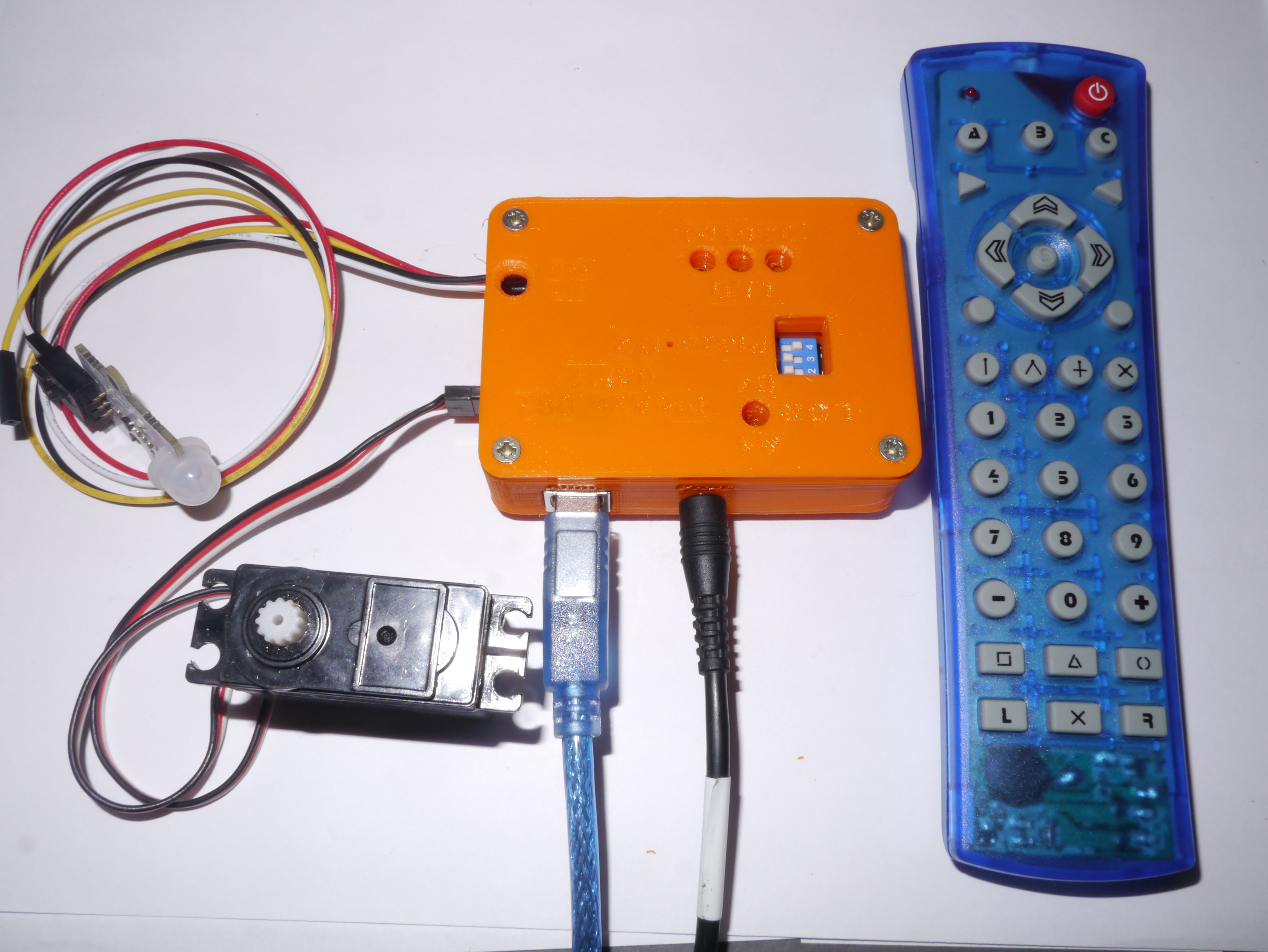 Picaxe Axe092 with USB, Servo and Grove Seeed