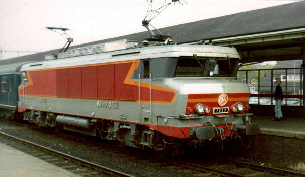 bda31404-f6c9-4fca-8f88-bdc64cec1f2a