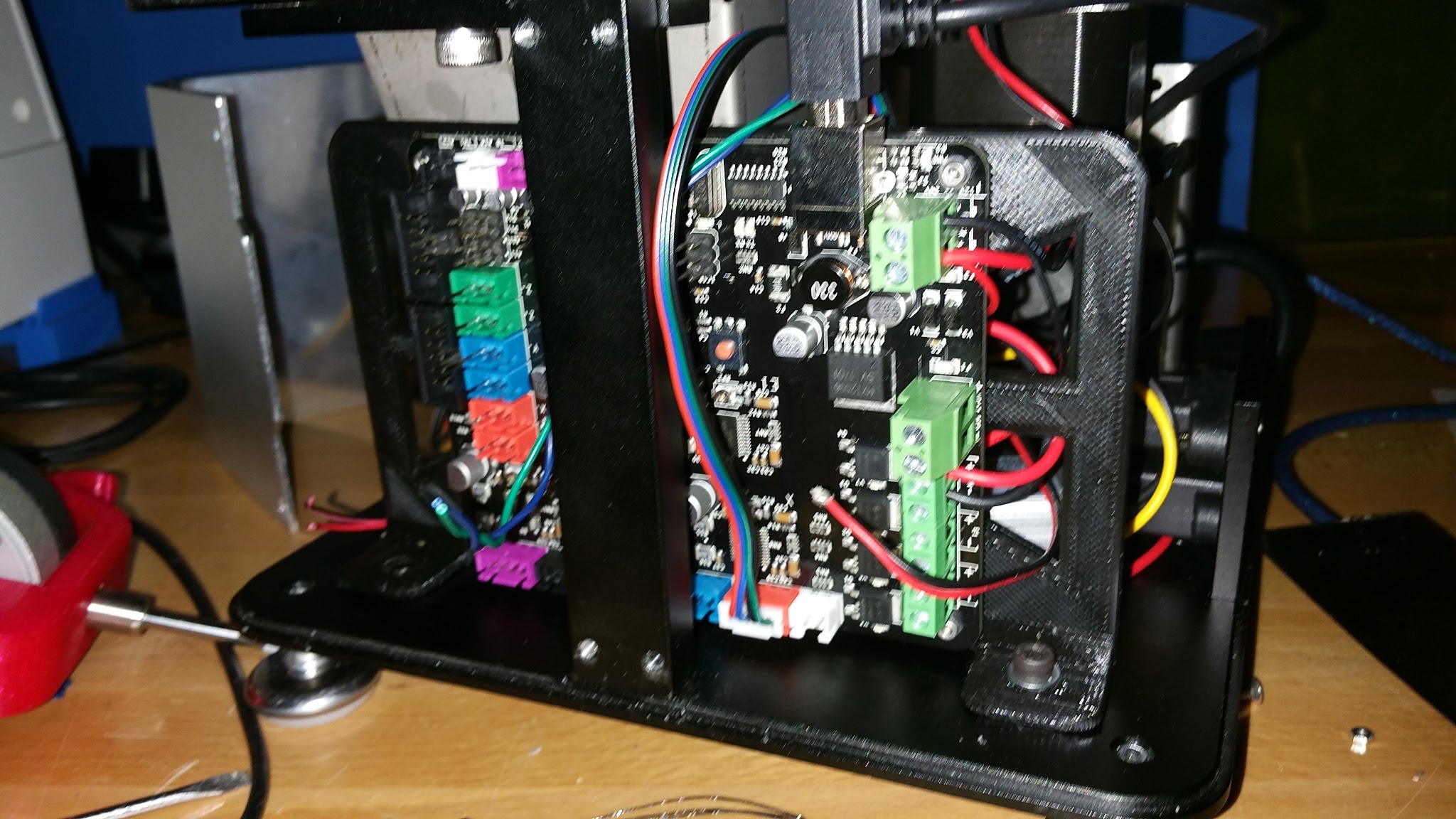 Internal electronics mounting plate for KLD-LCD1260