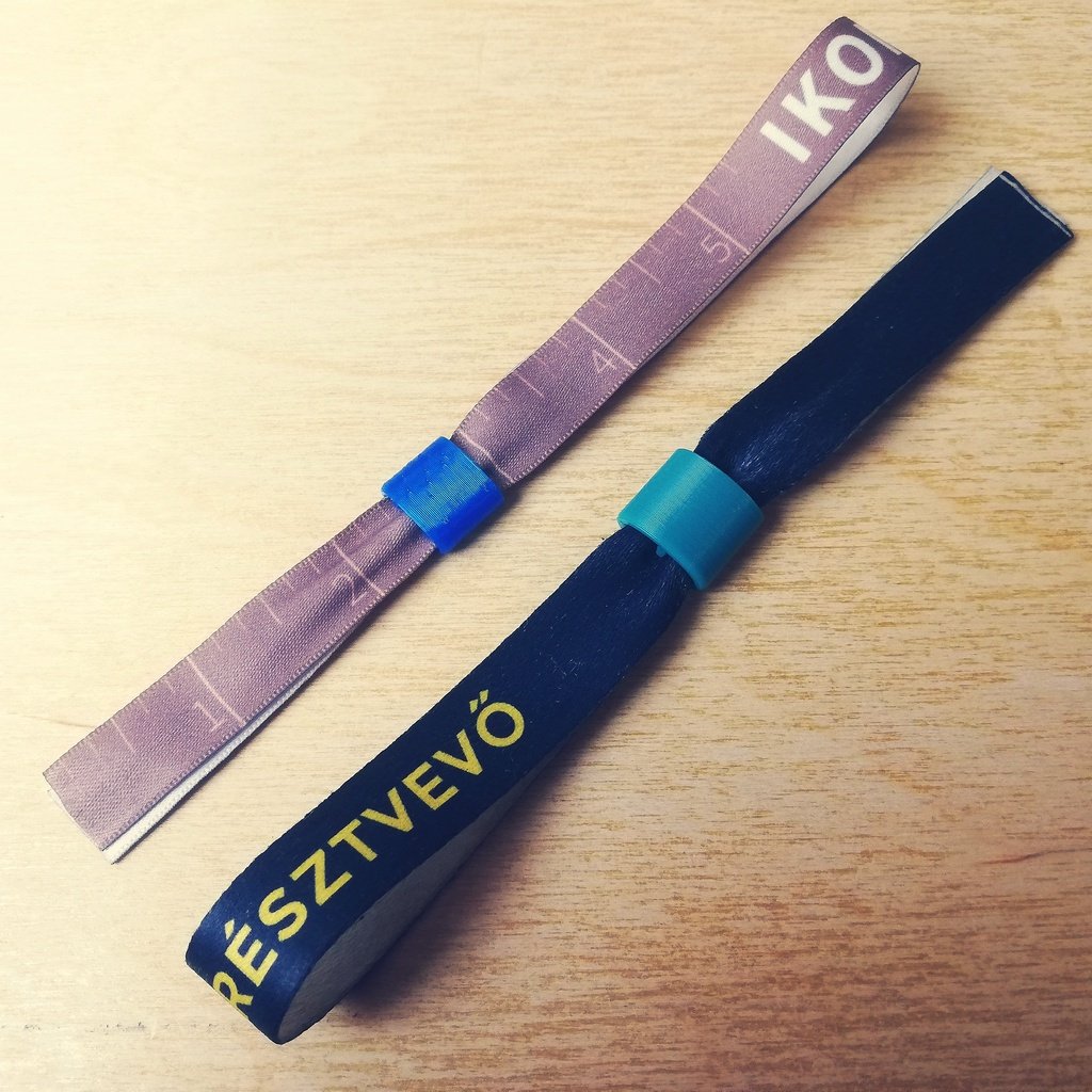 Festival wristband removable clip