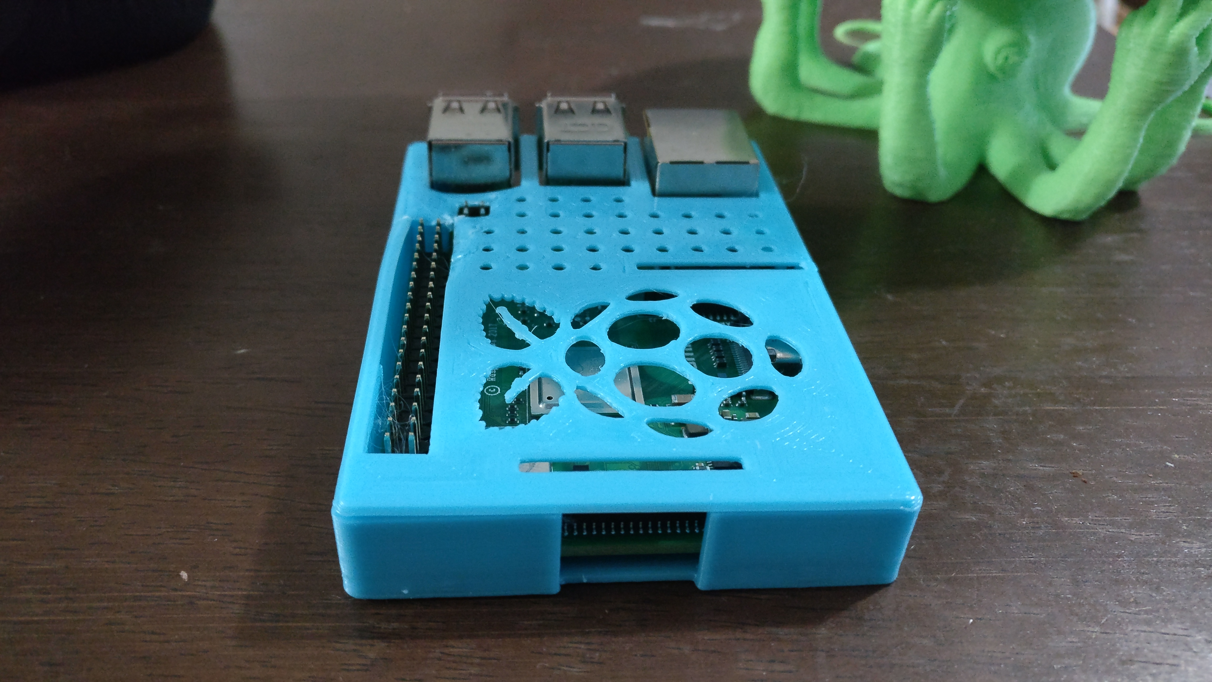 f05fadbb-70ea-46b3-ad37-0ddf98fec820